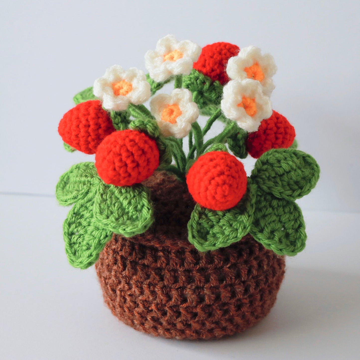 Strawberry Plant in Pot Amigurumi Crochet Pattern
