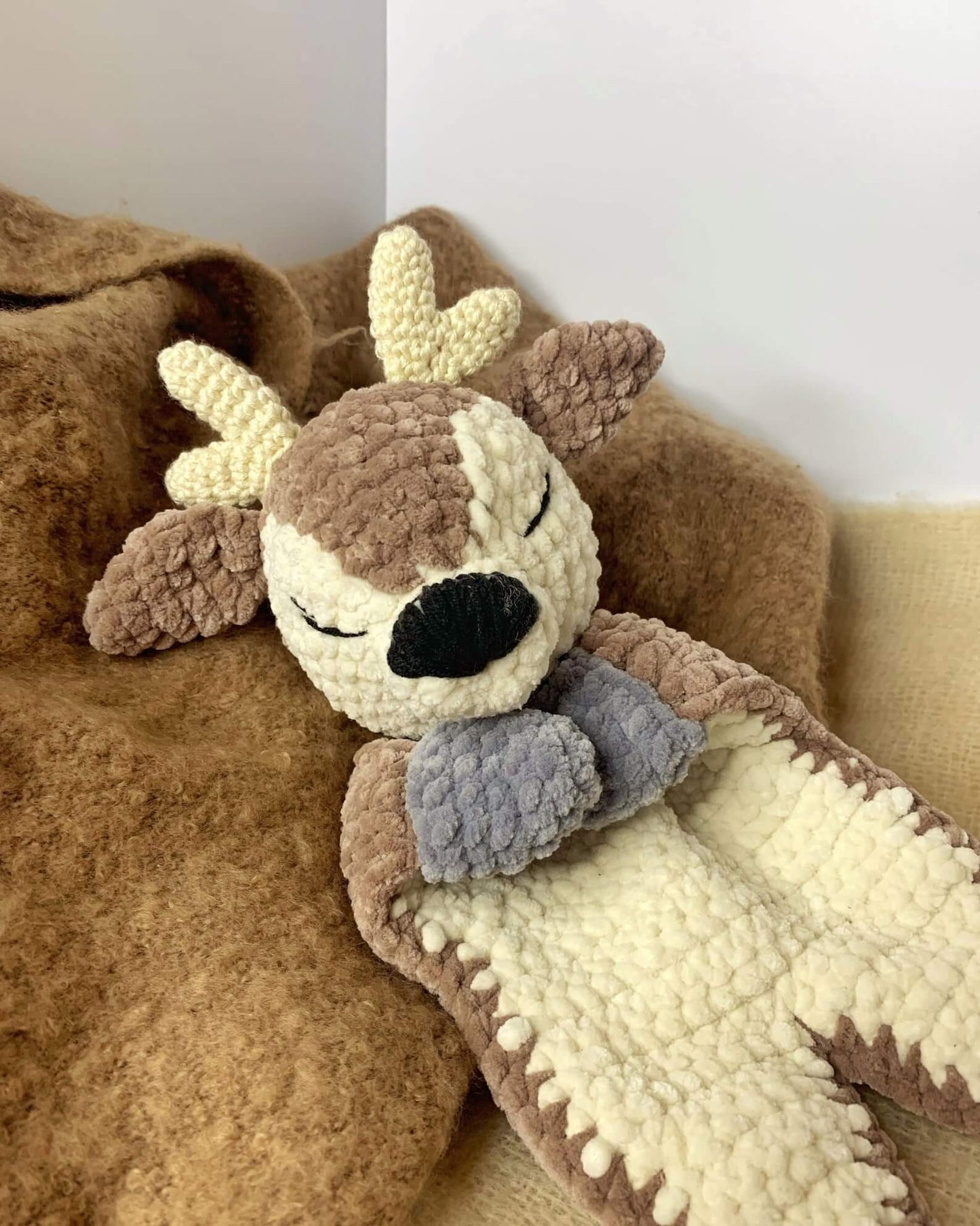 Deer Lovey Security Blanket Crochet Pattern