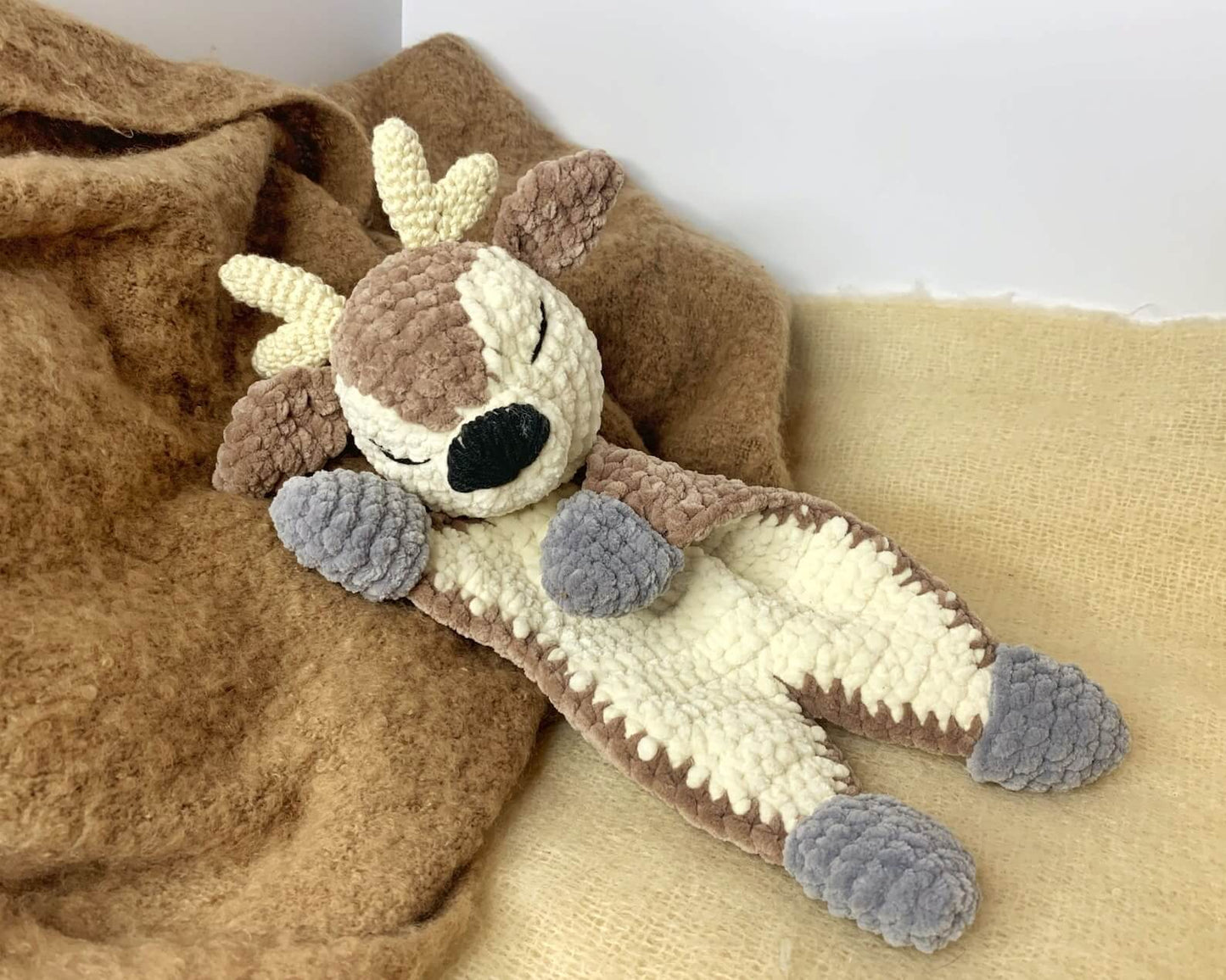 Deer Lovey Security Blanket Crochet Pattern